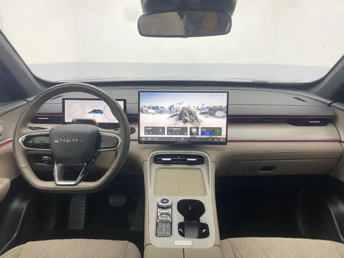**Tiggo 8 PLUS C-DM** 2025 Model 1.5T Noble Model – фото 17