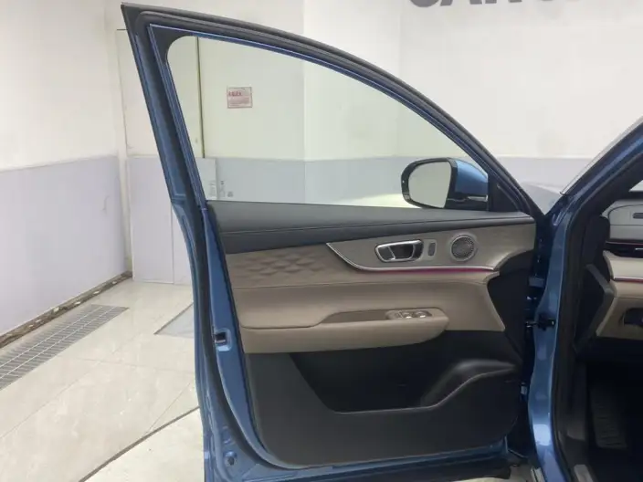 **Tiggo 8 PLUS C-DM** 2025 Model 1.5T Noble Model – фото 24