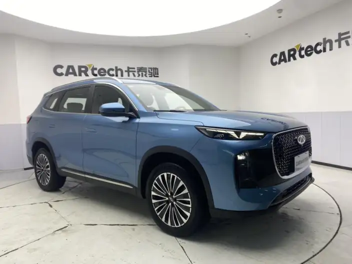 **Tiggo 8 PLUS C-DM** 2025 Model 1.5T Noble Model – фото 31