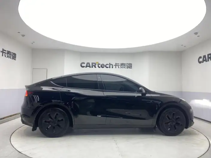 Model Y 2022 Model Rear-wheel drive version – фото 38