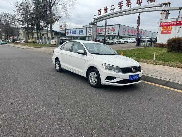 Volkswagen Jetta 2017 1.5L Automatic Fashion – фото 3