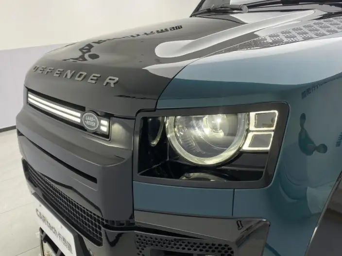 Land Rover Defender 2025 Model 130 3.0T P400 VII seat Luxury Edition – фото 10