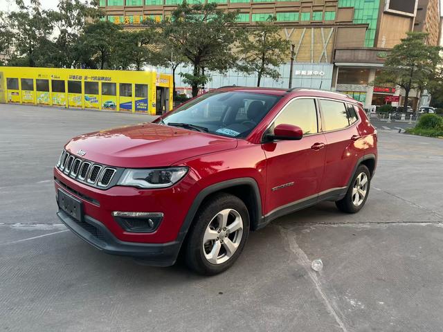Jeep Compass 2017 200T Automatic Family Enjoyment – фото 1