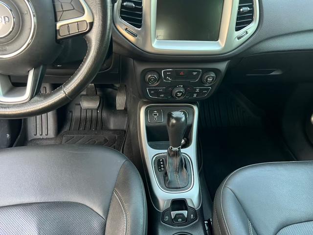 Jeep Compass 2017 200T Automatic Family Enjoyment – фото 6