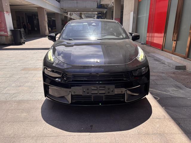 Lynk & Co 03+ 2019 Facelift 2.0TD Automatic Lie Feng – фото 2