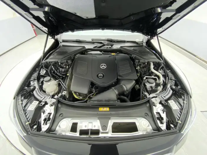 Mercedes-Benz E-Class 2025 Model E 300 L Luxury Model sedan – фото 10