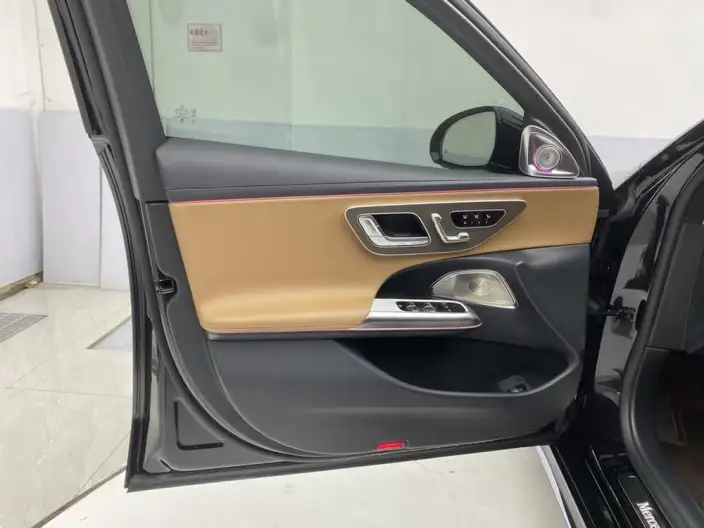 Mercedes-Benz E-Class 2025 Model E 300 L Luxury Model sedan – фото 13