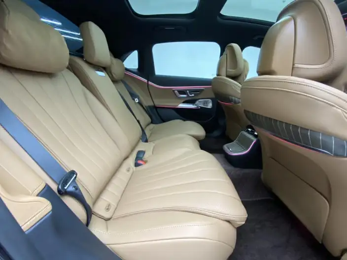 Mercedes-Benz E-Class 2025 Model E 300 L Luxury Model sedan – фото 59