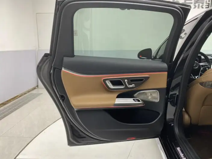 Mercedes-Benz E-Class 2025 Model E 300 L Luxury Model sedan – фото 62