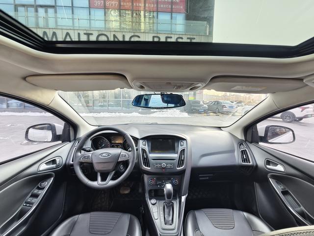 Ford Focus 2017 модификация Тройная литиевая батарея кузов EcoBoost 180 Automatic Elite – фото 9