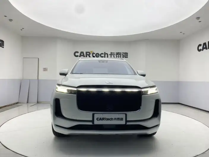 Li Auto ONE 2020 Model Extended Range 6 seat Edition – фото 31