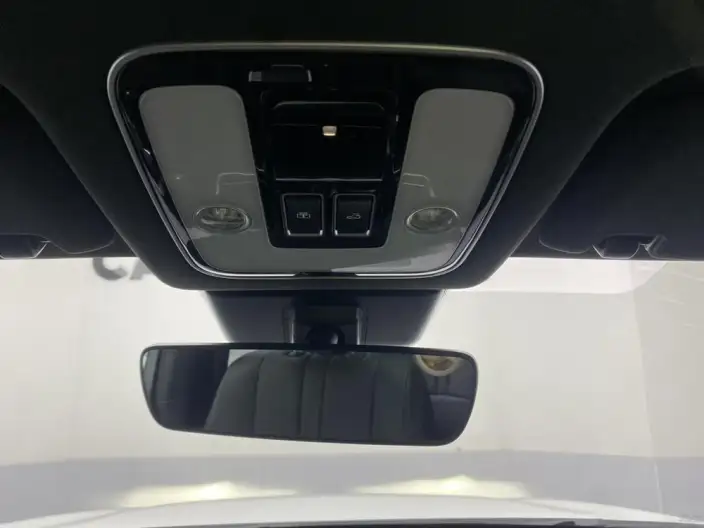 Li Auto ONE 2020 Model Extended Range 6 seat Edition – фото 44