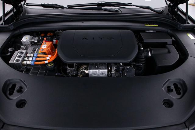 AITO M9 2024 Extended-Range Ultra 6-Seater – фото 15