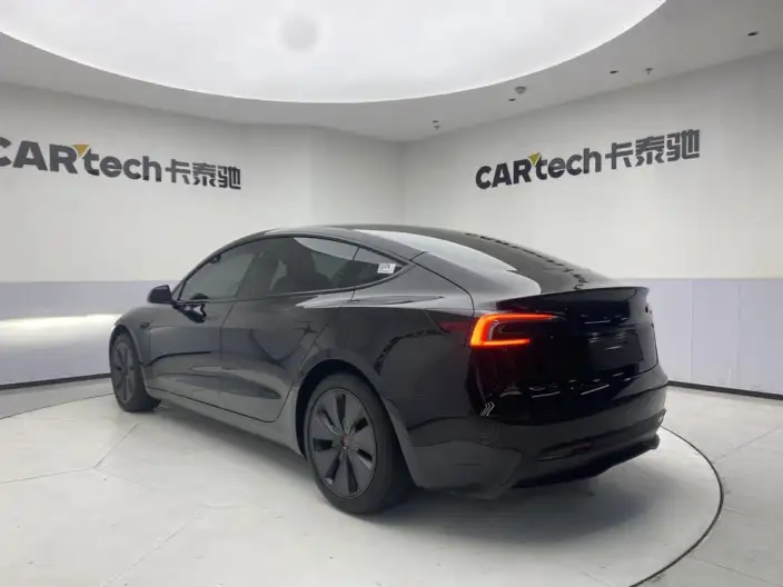 Model 3 2025 Model Facelift Rear-wheel drive version – фото 5