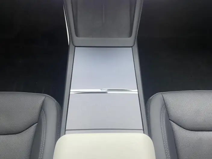 Model 3 2025 Model Facelift Rear-wheel drive version – фото 14