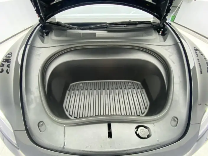 Model 3 2025 Model Facelift Rear-wheel drive version – фото 27