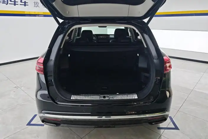 Hongqi HS5 2022 Model Facelift 2.0T Smart Flag Enjoy Edition – фото 17