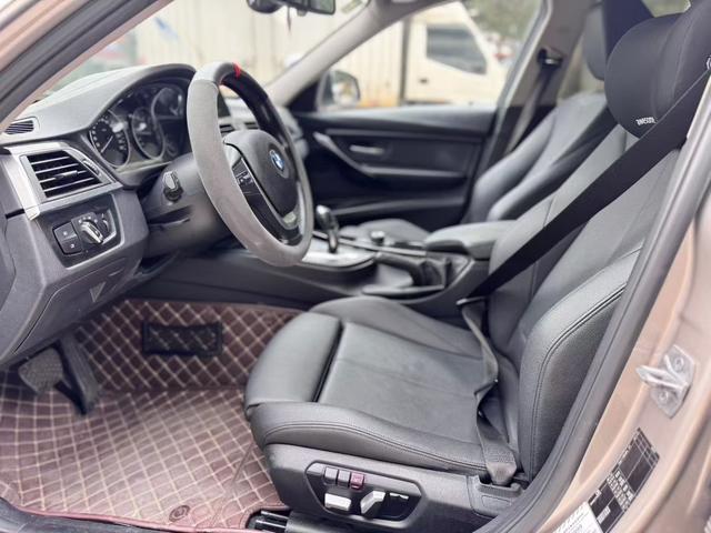 BMW 3 Series 2018 320Li Style – фото 4
