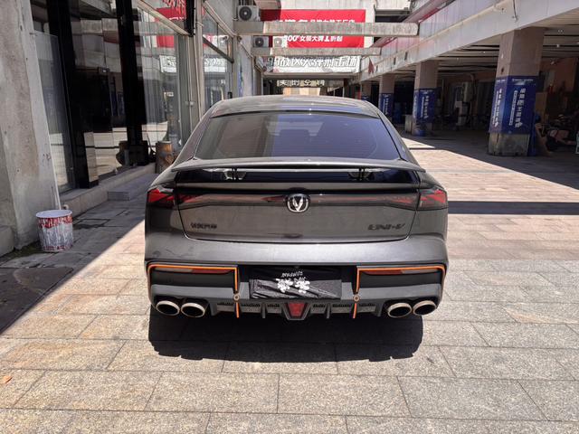 Changan UNI-V 2022 1.5T Excellence – фото 5