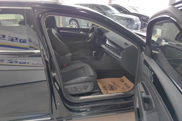 Volkswagen Passat 2023 Model Facelift 330TSI Starry sky Deluxe Edition – фото 33