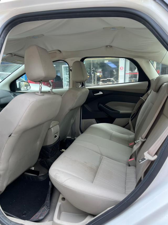 Ford Focus 2015 модификация Тройная литиевая батарея кузов 1.6L автоматическое Com f ort – фото 7