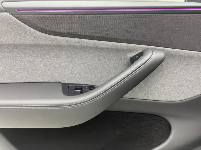 Model Y 2025 Model Rear-wheel drive version – фото 12