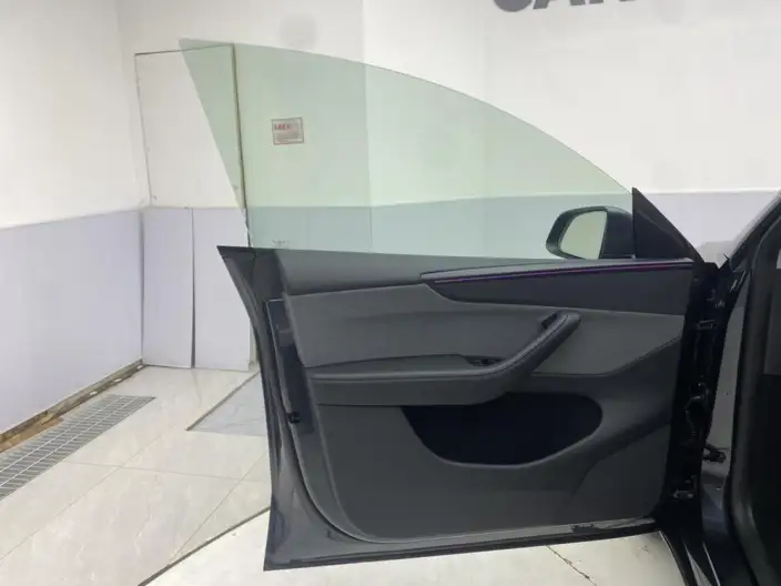 Model Y 2025 Model Rear-wheel drive version – фото 21