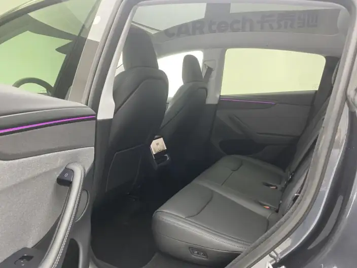 Model Y 2025 Model Rear-wheel drive version – фото 46