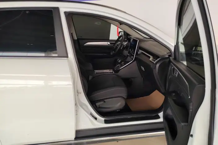 Haval M6 2021 Model PLUS 1.5T DCT Elite Smart Connect Model – фото 11