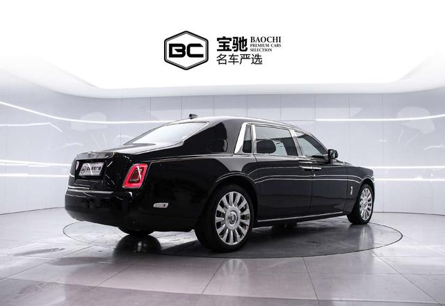 Phantom Модель 2018 года 6.7T Long wheelbase Edition
