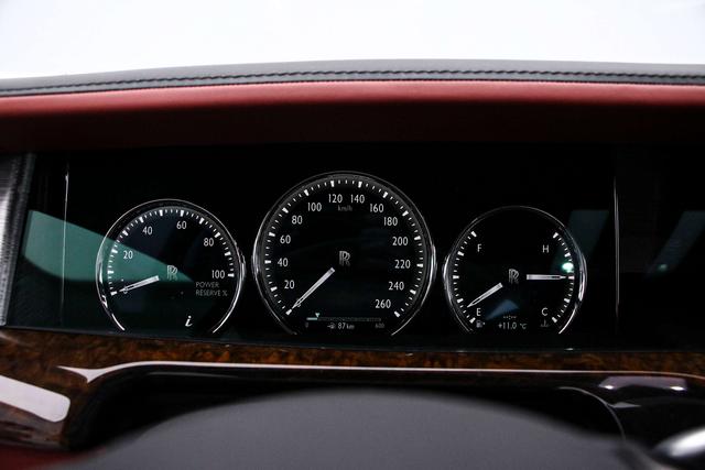 Phantom Модель 2018 года 6.7T Long wheelbase Edition – фото 6