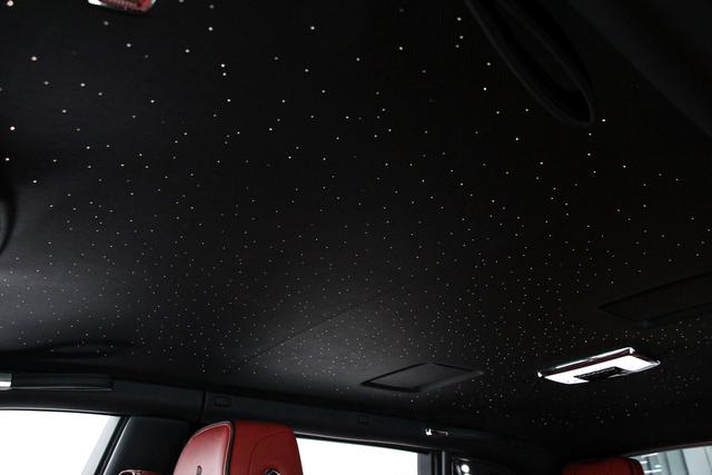 Phantom Модель 2018 года 6.7T Long wheelbase Edition – фото 10