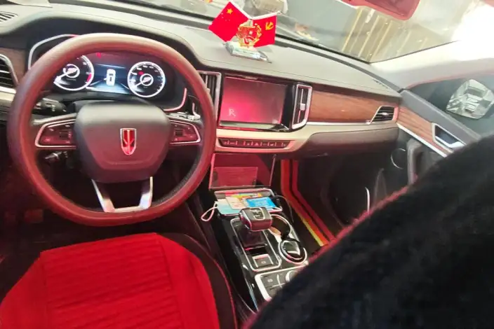 Hongqi HS7 2021 Model 2.0T Automatic 2WD Flag Enjoy Edition – фото 12