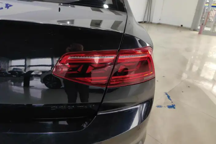 Volkswagen Magotan 2020 Model 330TSI DSG Leading Model – фото 6