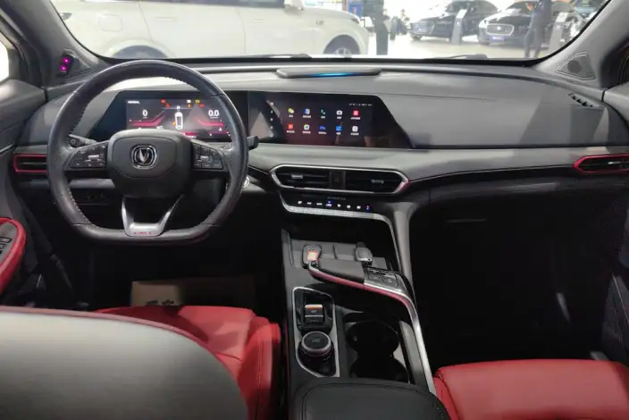 Changan UNI-T 2020 Model 1.5T Flagship Model – фото 11