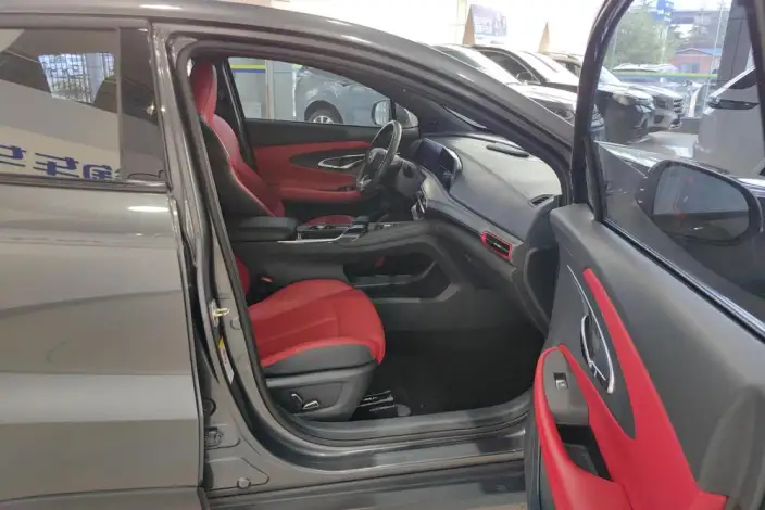 Changan UNI-T 2020 Model 1.5T Flagship Model – фото 15