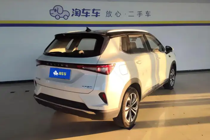 WULING Asta 2021 Model 1.5T Automatic Starlight Edition – фото 3
