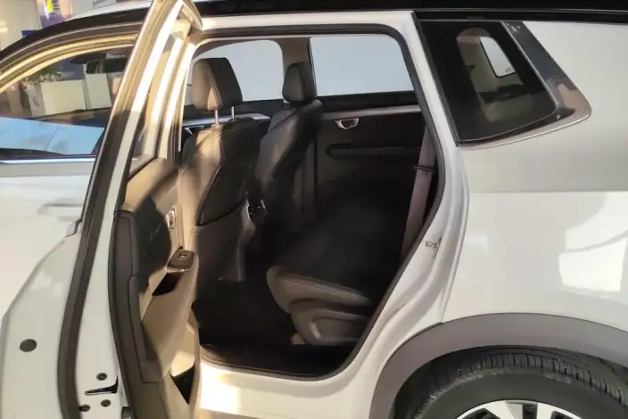 WULING Asta 2021 Model 1.5T Automatic Starlight Edition – фото 32