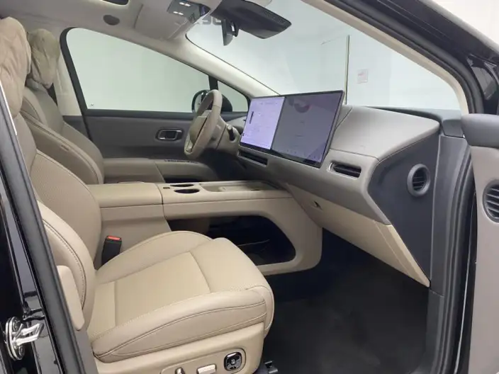 Li Auto i8 2025 Model Standard Edition – фото 30