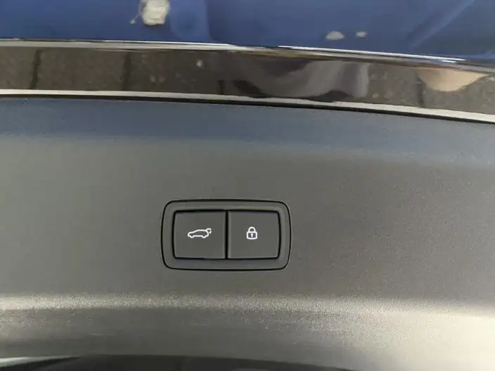 Li Auto i8 2025 Model Standard Edition – фото 51