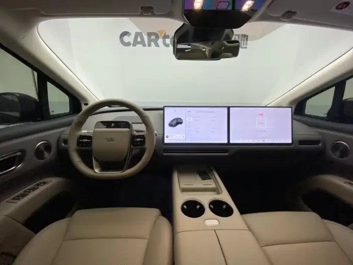 Li Auto i8 2025 Model Standard Edition – фото 52