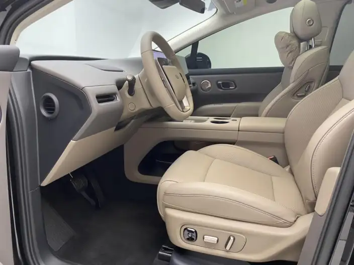 Li Auto i8 2025 Model Standard Edition – фото 55