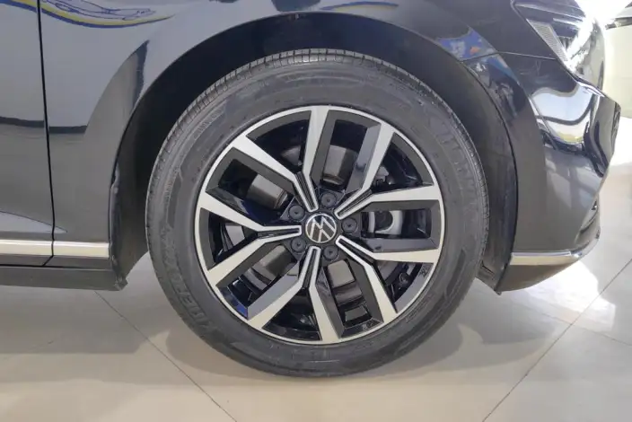 Volkswagen Magotan 2020 Model 330TSI DSG Leading Model – фото 9