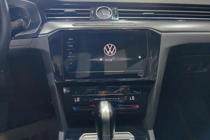 Volkswagen Magotan 2020 Model 330TSI DSG Leading Model – фото 13