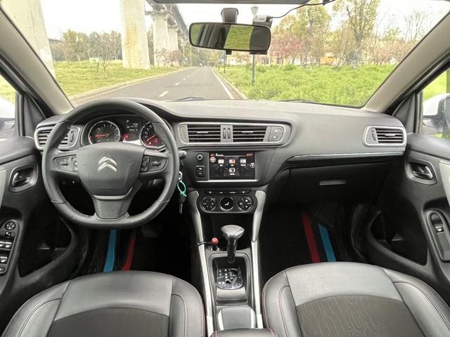 Citroën C3-XR 2015 модификация 1.6L автоматическое Pioneer type – фото 7