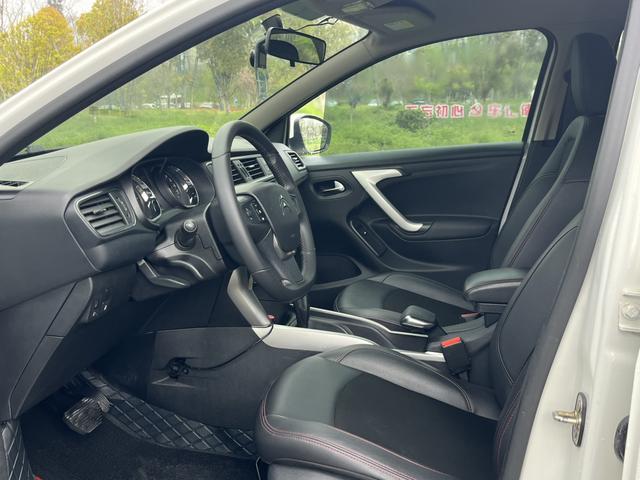 Citroën C3-XR 2015 модификация 1.6L автоматическое Pioneer type – фото 8