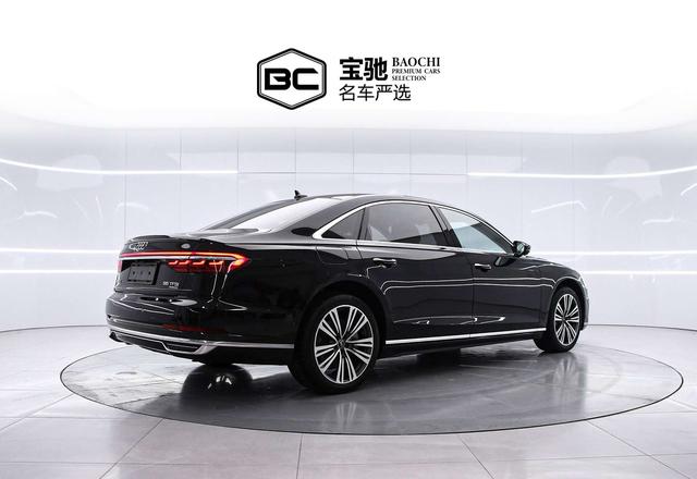 Audi A8 2021 A8L 55 TFSI quattro Prestige – фото 3
