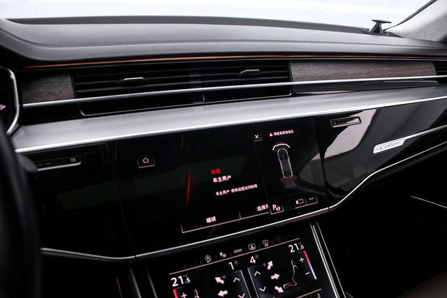 Audi A8 2021 A8L 55 TFSI quattro Prestige – фото 8