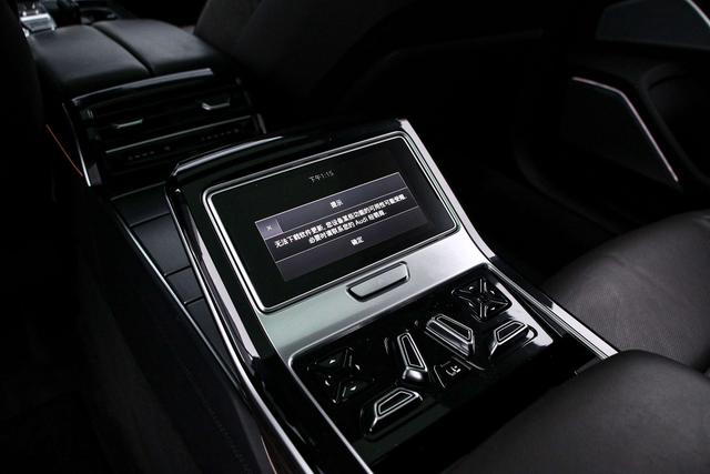 Audi A8 2021 A8L 55 TFSI quattro Prestige – фото 15
