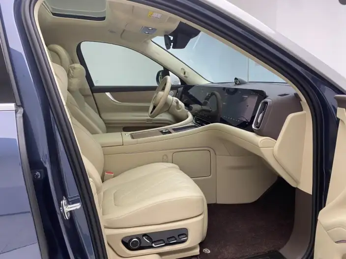 Aito M9 2024 Model Extended Range Ultra VI seat Edition – фото 12